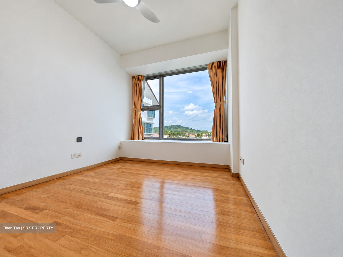 The Azure (D4), Condominium #615815391